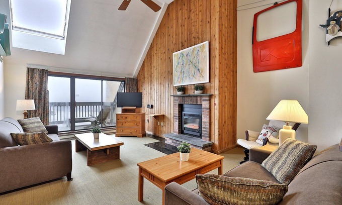 Killington Apartment | Loft, Top-Floor Mountain View 2BR/2BA at Mountain Green. Pool. Hot Tub. Shuttle.