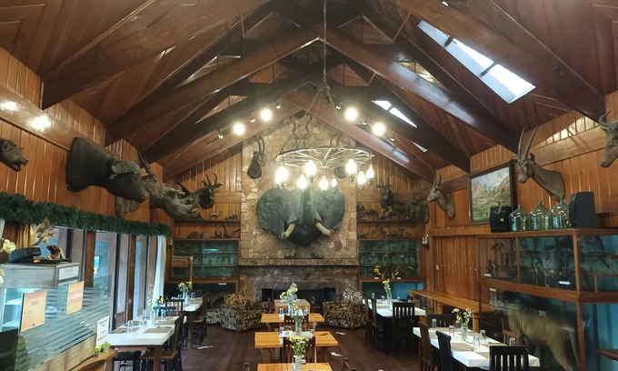 Baguio Hotel | Log Cabin Hotel-Baguio