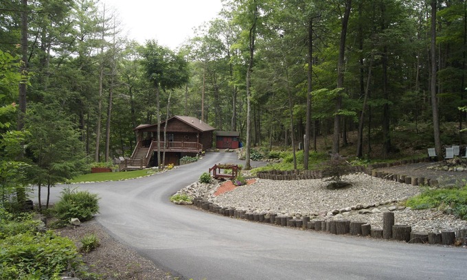 Mount Marion Cabin | Log Cabin Living on the Esopus Creek