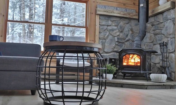 Wallenpaupauk Lake Estates Cabin | Log Cabin with Modern Amenities