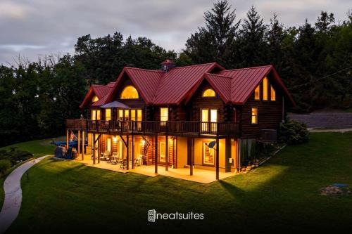 Dry Ridge House | Log Home on Williamstown Lake - Near Ark
