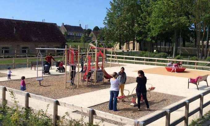 Douvres-la-Delivrande Ski Chalet | Logement Insolite Proche de la mer