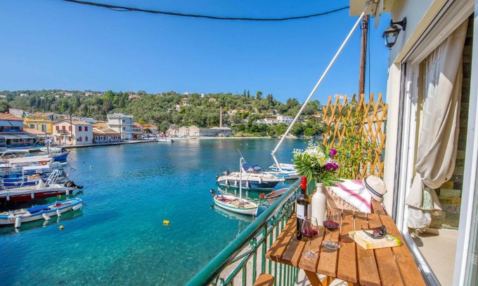 Longos Apartment | Loggos Panoramic Views Electra by Konnect