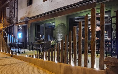 Laguiole Hotel | Logis Hôtel Restaurant Gilles Moreau Laguiole