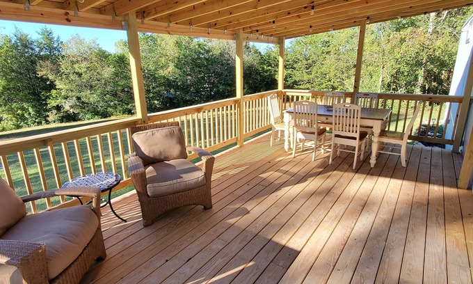Kedron Cottage | London House Getaway @ Aly Farm-Spring Hill