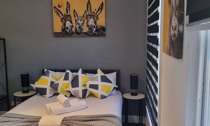 Hillrise Apartment | London studio, perfect stay, close to underground/train