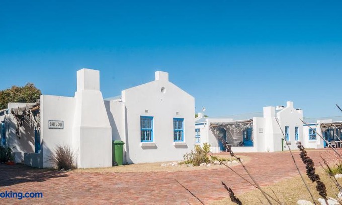 Langebaan Ski Chalet | Long Beach Cabanas