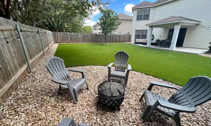 McKinney House | Longhorn Living BNB