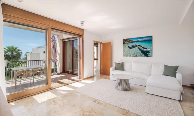 Marbella Apartment | Los Monteros Altos
