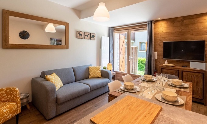 Peyragudes Apartment | Loudenvielle Centre, Rated 3 stars with terrace, 4/6 pers FIBRE WIFI NETFLIX