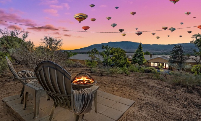 Corrales Apartment | Love Shack Cozy Corrales Country Getaway