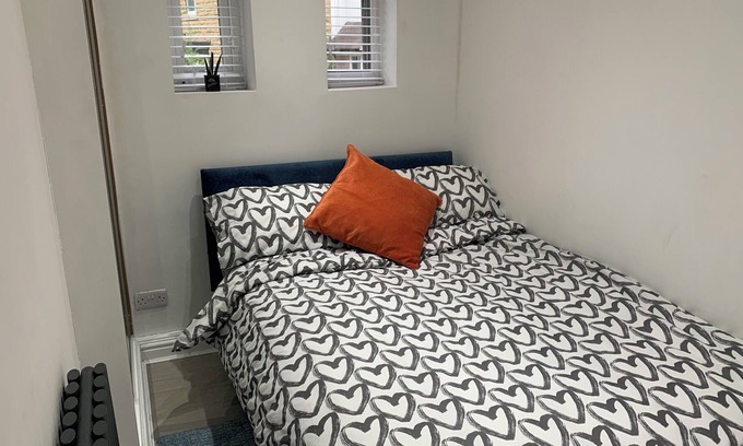 Headingley Apartment | Lovely 1-Bed Apartment in Leeds