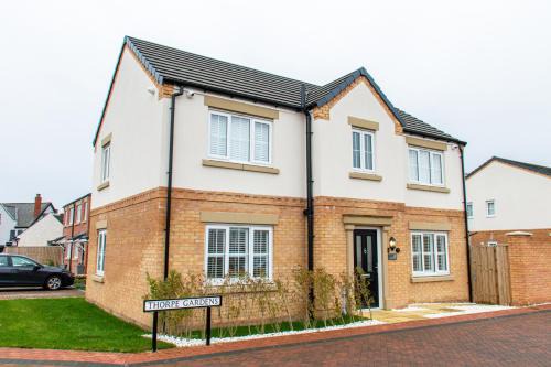 Doncaster House | Lovely 4 Bedroom House Near Doncaster Racecourse!