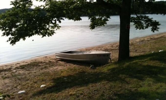 Caroga Lake House | Lovely Adirondack Lake House