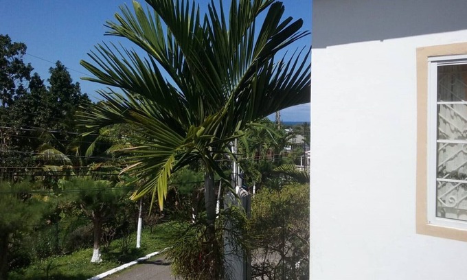 Ocho Rios House | Lovely and Comfortable one bedroom house in Mansfield meadows, Ocho Rios.