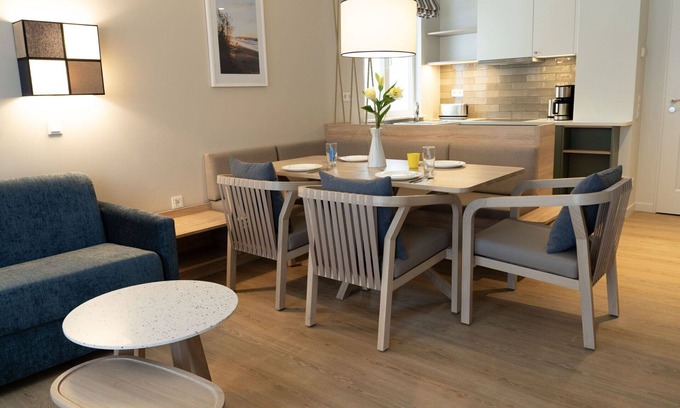 Tarnewitz Apartment | Lovely apartment for 2 people with WIFI, pool, TV and terrace