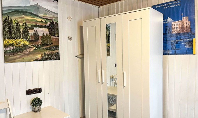 Quiddelbach Apartment | Lovely apartment for 9 guests with WIFI, TV and patio