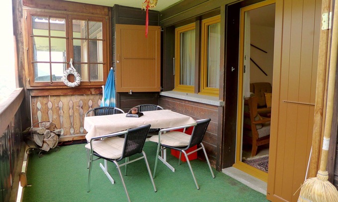 Buerchen Apartment | Lovely apartment for 4 people with WIFI, TV, balcony, pets allowed and panoramic view