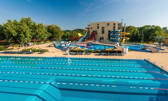 Ptuj Apartment | Lovely apartment for 4 guests with A/C, pool, WIFI, TV and balcony