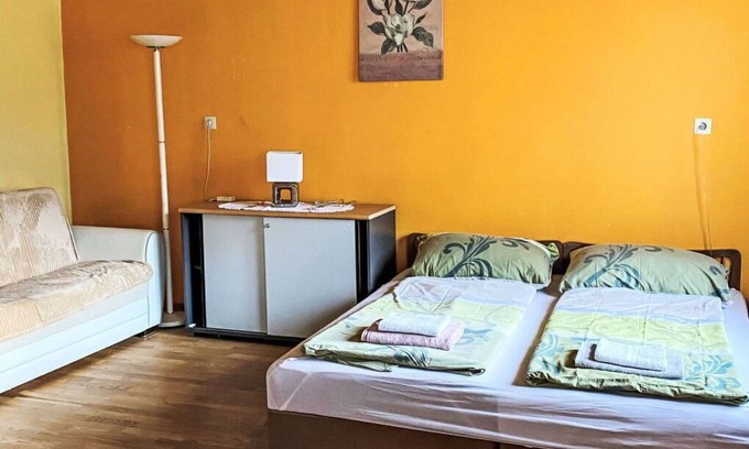 Raiding Apartment | Lovely apartment for 5 people with WIFI and pets allowed