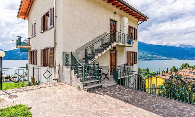 Bellano Apartment | Lovely apartment for 6 people with WIFI, TV, terrace and pets allowed