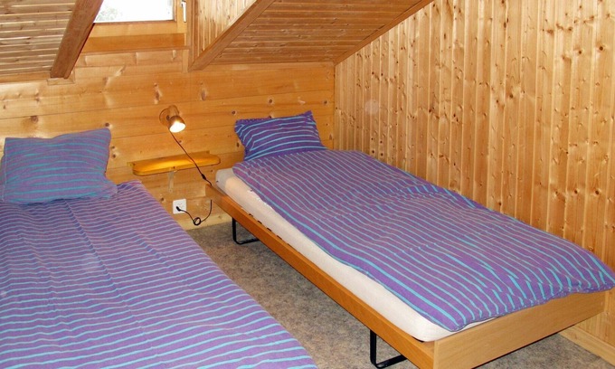 Champery Apartment | Lovely apartment for 32 guests with TV, balcony, pets allowed, panoramic view and parking