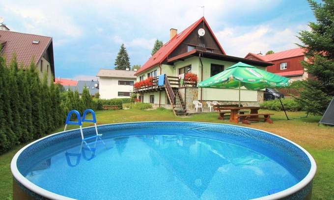 Harrachov Apartment | Lovely apartment for 8 guests with WIFI, pool and TV