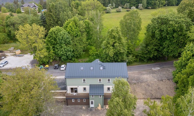 Hrensko Apartment | Lovely apartment for 6 guests with WIFI, TV, patio and pets allowed