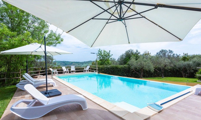 Casalbordino House | Lovely apartment in villa for 6 people with WIFI, pool, TV and terrace