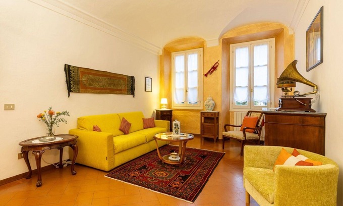 Borgo Ticino Apartment | Lovely apartment for 7 people with WIFI, TV and patio