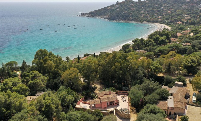 Torre delle Stelle Villa | Lovely Five Bedroom Villa Steps from Beach with Hot Tub!