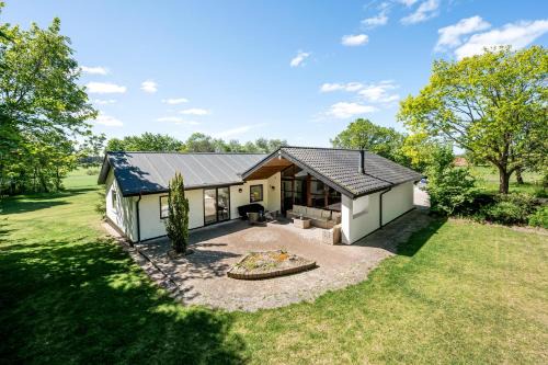 Sønder Felding House | Lovely Holiday Home, Completely Renovated In 2025, In Quiet And Beautiful Surroundings