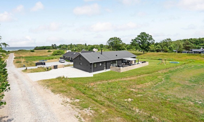Bønnerup Strand House | Lovely home in Glesborg with sauna