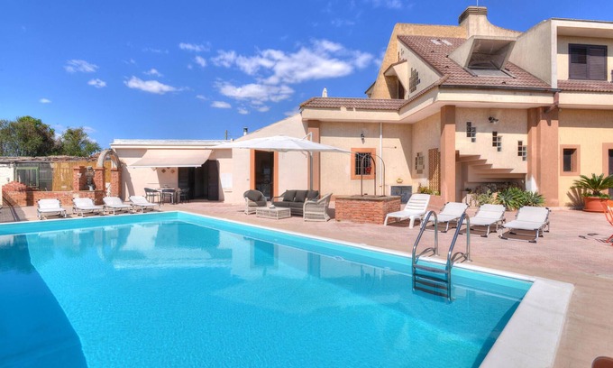 Syracuse House | Lovely home in Fontane Bianche