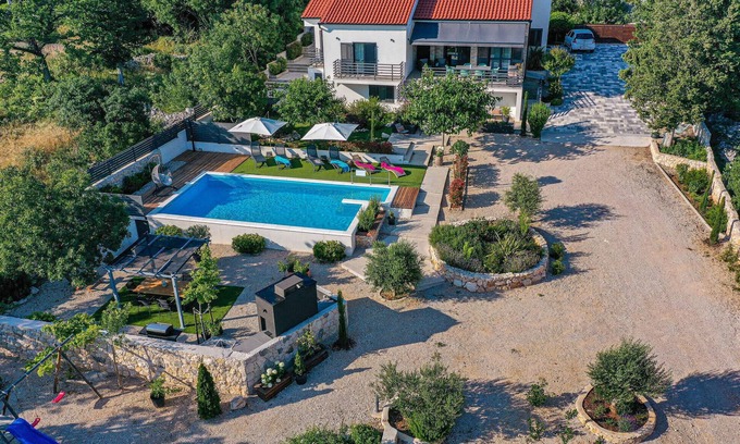 Sibenik House | Lovely home in Sibenik