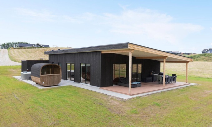 Lihme House | Lovely home in Spøttrup with sauna