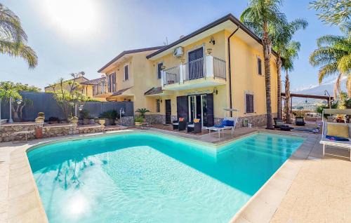 Trappitello House | Lovely Home In Trappitello With Wifi