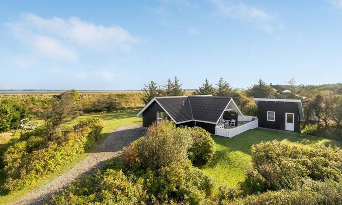 Agger House | Lovely home in Vestervig with WiFi