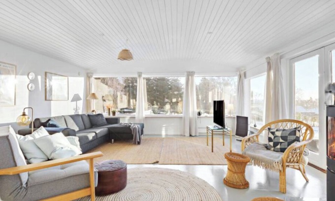 Melby Cottage | Lovely newly renovated cottage with room for a large family.