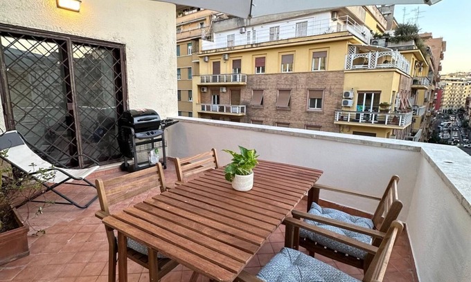Nomentano Apartment | Lovely penthouse apartment with terrace