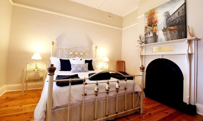 Warradale House | Lovely Renovated Bungalow close to SA Aquatic Ctr