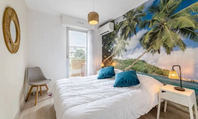 Bonneveine Apartment | Lovely T1 with terrace close to beaches