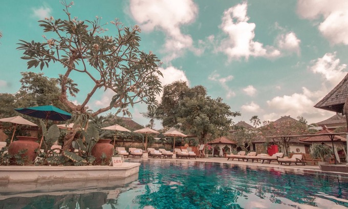 Kartika Plaza Villa | Lovely Villa, 3 minutes walk to the Beach and near to shopping center