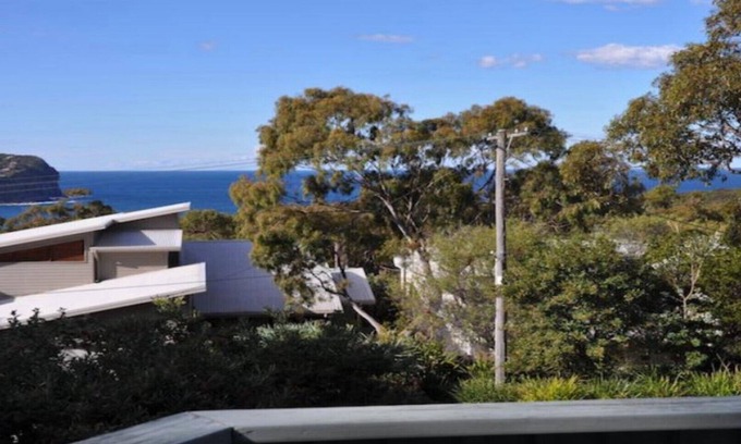 Macmasters Beach House | Lovely Water views in Beachview
