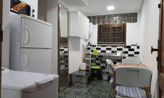Maspalomas House | Low Cost Room Plaza de Hierro III