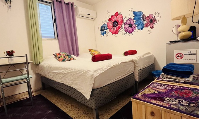 Neot HaKikar Bed & Breakfast | Lowest Place on Earth B&B Private Cosy Double Room Shared Bathroom and Kitchen