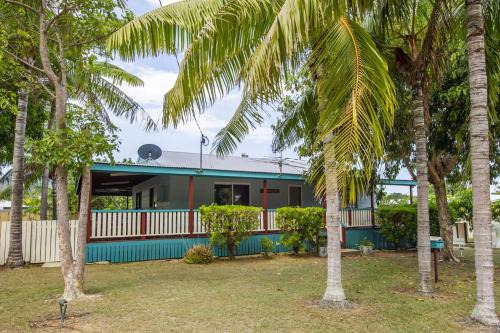 Nelly Bay House | Ludbrookes