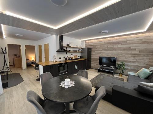 Rahtla House | Luguse Älfi Maja