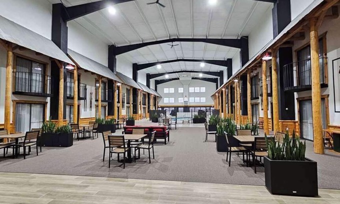 West Branch Hotel | Lumber Jack Lodge, an Ascend Collection Hotel