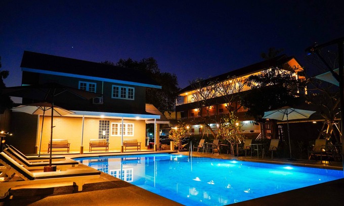 Khao Takiab Hotel | Luna Hut Resort Hua Hin